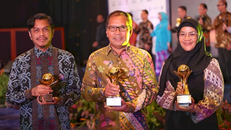 Pemkot Makassar Raih Tiga Penghargaan Sekaligus di Top BUMD Award 2023