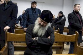 Rusia Tuntut Pembebasan Uskup Ukraina