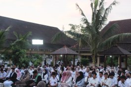 Prodi SKU Poktekpar Makassar Gelar Buka Puasa Bersama