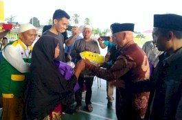 Safari Ramadan Baznas di Kecamatan Maiwa, Bupati Enrekang Bagi 110 Paket Ramadan