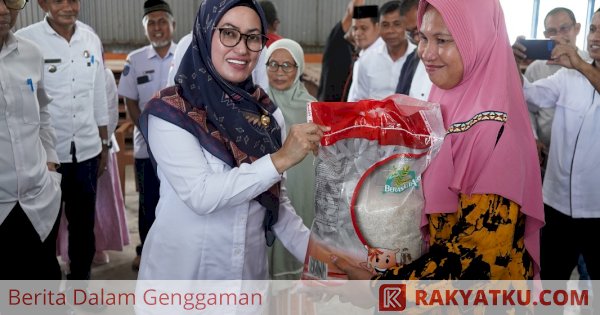 Bupati Luwu Utara Salurkan Bantuan Beras Melalui Program CPP