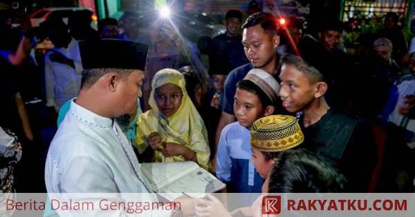 Gubernur Sulsel Laksanakan Salat Tarawih Berjamaah di Masjid Agung Takalar