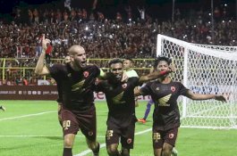PSM Makassar Rayakan Gelar Juara dengan Kemenangan Impresif atas Borneo FC