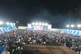 Ribuan Warga Padati Malam Final Musik Patrol Festival Ramadan Rusdi Masse