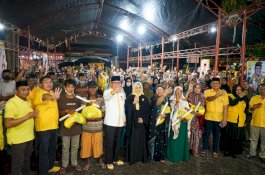 Golkar Parepare Berbagi Paket Sembako