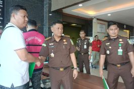 Kejaksaan Tinggi Sulsel Berhasil Menangkap Pelaku Tindak Korupsi Pekerjaan Jalan dan Jembatan Panggala Torut.