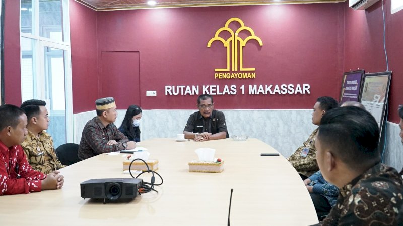 Pantau Kesiapan Rutan Makassar Jelang Besukan Hari Raya, Kakanwil Kemenkumham Tekankan Pelayanan dari Hati