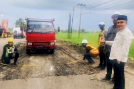 Andi Tenriliweng Tinjau Pembagunan Jalan Impa-impa-Anabanua