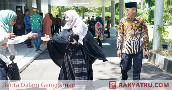 Taufan Pawe Bersama Erna Rasyid Taufan Hadiri Halal Bihalal Gubernur Andi Sudirman