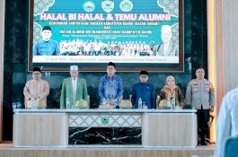 Bupati Barru Hadiri Halalbihalal Alumni DDI Mangkoso