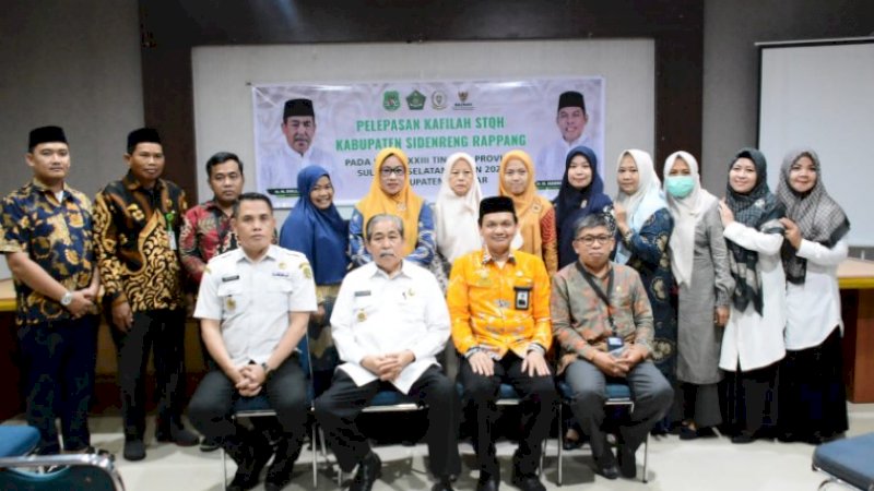 Pelepasan kafilah Kabupaten Sidrap yang akan mengikuti Seleksi Tilawatil Qur'an dan Hadits (STQH) ke-33 tahun 2023 tingkat Provinsi Sulawesi Selatan (Sulsel) di Kabupaten Kepulauan Selayar, Kamis (27/4/2023).