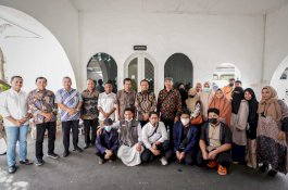 Gubernur Andi Sudirman Terima WNI Asal Sulsel yang Dievakuasi dari Sudan