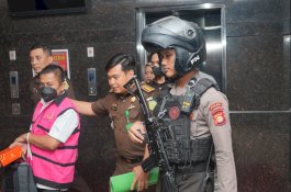 Tersangka Korupsi Tambang Pasir Laut Takalar Bertambah 2 Orang, Langsung Ditahan 