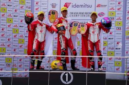 Selamat, Pebalap Astra Honda Kembali Kuasai Podium, Indonesia Raya Berkumandang di Balapan Asia
