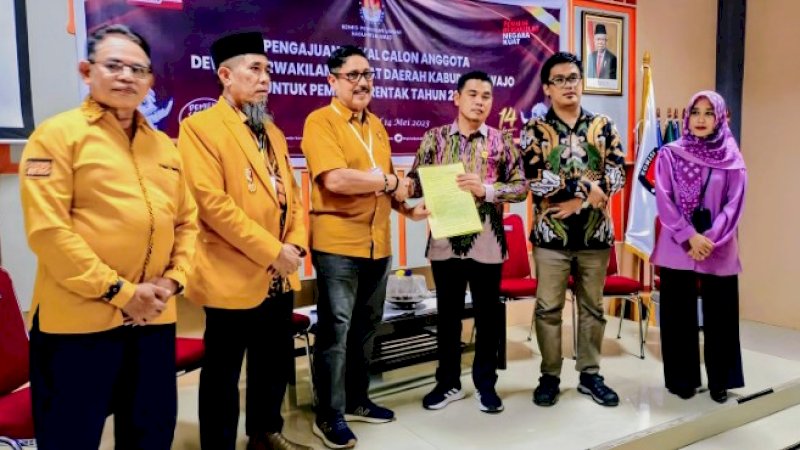 Daftar Bacaleg di KPU, Partai Hanura Wajo Targetkan kursi terbanyak di DPRD 