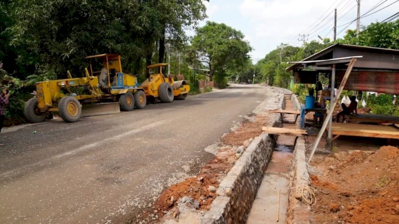 Prioritas 2023 Rekonstruksi Jalan Yasin Limpo Gowa Mulai Dikerjakan 