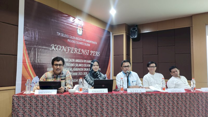 Tim seleksi anggota KPU Bantaeng, Sinjai dan Kota Palopo. (Dok Rakyatku)