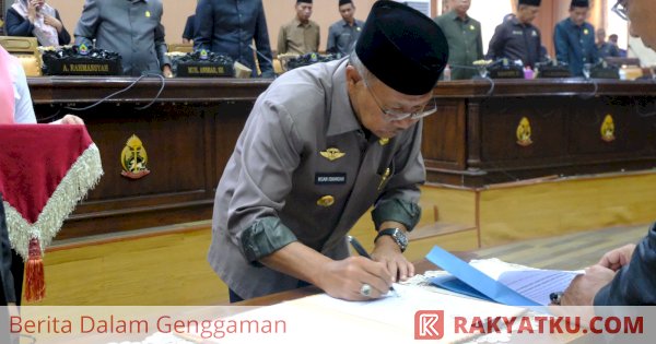 Paripurna DPRD Jeneponto Sahkan Ranperda Pajak dan Retribusi Daerah Serta Pendirian Perseroda