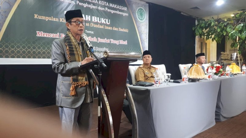 Bedah Buku, Ketua MUI Makassar Tegaskan Khutbah Jumat Harus Memiliki Format 