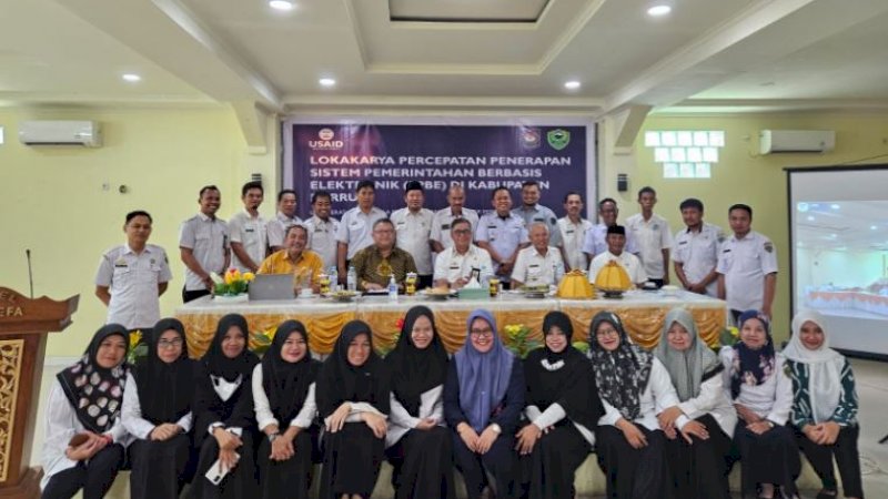 Lokakarya Percepatan Penerapan Sistem Pemerintahan berbasis elektronik (SPBE) di Hotel Youtefa, Kabupaten Barru, Sulawesi Selatan, Rabu (24/5/2023) .