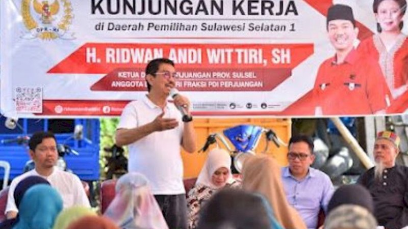 Anggota Komisi VII DPR RI, Andi Ridwan Wittiri (ARW), saat kunjungan kerja (kunker) di Kelurahan Gunung Sari, Kecamatan Rappocini, Kota Makassar, Sulawesi Selatan, Jumat (26/5/2023).