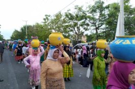 Meriah Karnaval Festival Budaya To Berru, Tampilkan Busana dan Adat Barru
