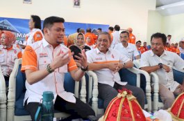 Amran Mahmud dan Adnan Purichta Ichsan Saling Puji di Pengukuhan Orari Lokal Wajo