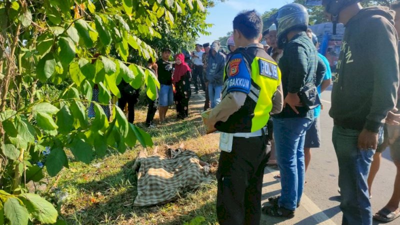 Lokasi kecelakaan di Kampung Laikang, Kecamatan Ma'rang, Kabupaten Pangkep, Sulawesi Selatan, Senin (29/5/2023).