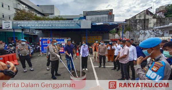 Polrestabes Makassar Musnahkan Barang Bukti Ganja Seberat 2,8 Kg