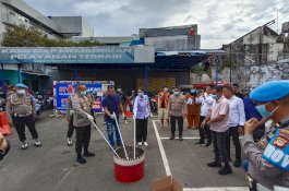 Polrestabes Makassar Musnahkan Barang Bukti Ganja Seberat 2,8 Kg