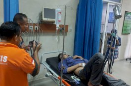 Warga Pangkep Dihebohkan Ulah Seorang Pria yang Tidur di Kuburan 