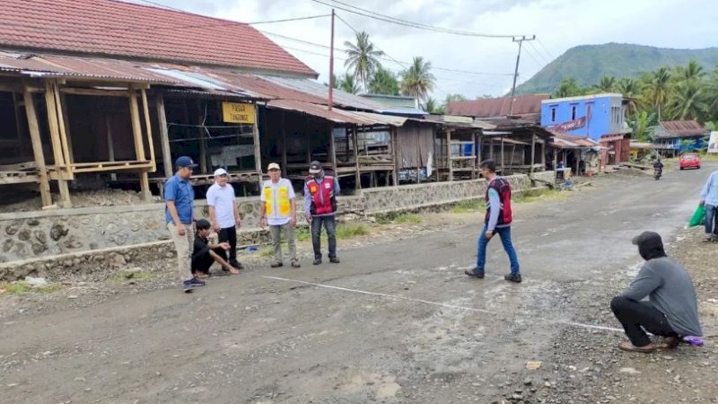 Penanganan pada ruas batas Barru – Takkalalla di Kabupaten Soppeng.