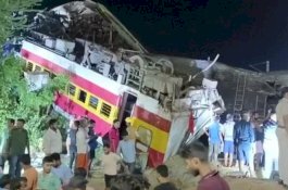 Terus Bertambah, Korban Tewas Tabrakan Kereta Api di India 233 Orang