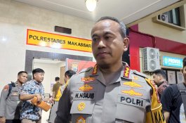 Ribuan Botol Miras dan Rokok Ilegal Dibongkar Polrestabes Makassar