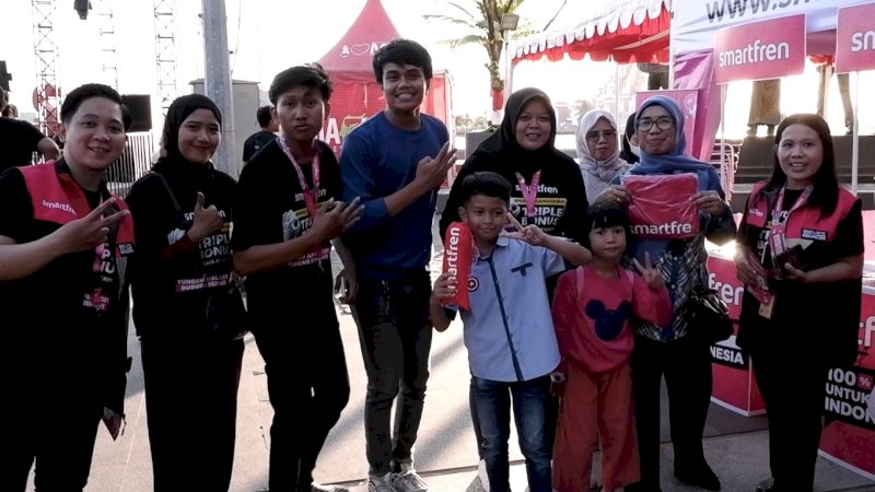 Smarfren Hadir di Event MNEK 2023, Tawarkan Paket Perdana Berhadiah Langsung 