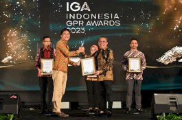 Beni Iskandar Terima Penghargaan Dari Humas Indonesia