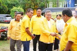 Taufan Pawe Konsolidasi Pemenangan Airlangga Hartarto di Barru