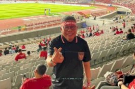 Saksikan Laga Indonesia Vs Argentina, Taufan Pawe Optimistis Persepakbolaan Sulsel Maju