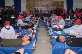 Hari Bhayangkara Ke 77, Polda Sulsel Kumpulkan 422 Kantong Darah