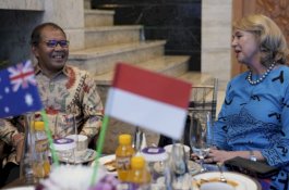 Konjen Australia Bronwyn Robbins Selesai Tugas di Makassar
