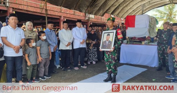 Bupati Bone Jadi Irup Pemakaman Jenazah Almarhum Andi Sumardi Sulaiman