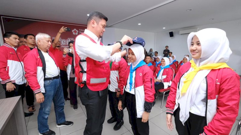 Adnan Purichta Ichsan Lepas Kontingen Sulsel Ikuti Jumbara Nasional di Lampung