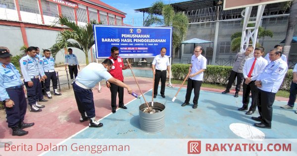 Peringatan Hari Anti Narkoba Internasional, Rutan Makassar Bakar Barang Temuan