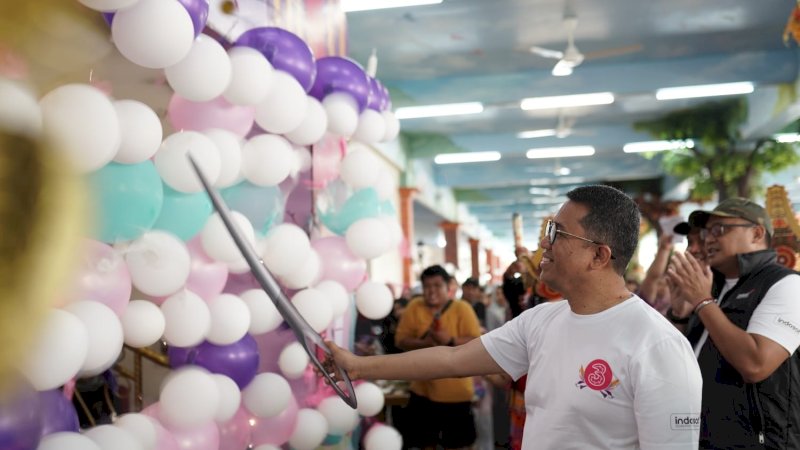 Apresiasi Retailer, Tri Gelar FUNtasTRI di 8 Kota di Kalimantan dan Sulawesi