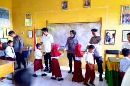 Cegah Kejahatan Narkoba Sejak Usia Dini, Polres Wajo Edukasi Pelajar 