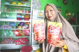 Kisah Penerima Manfaat CSR Pertamina di Makassar Sukses Kelola Usaha Mikro