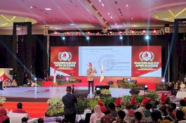 Ganjar Sebut Prabowo Subianto Senior di Rakernas APEKSI