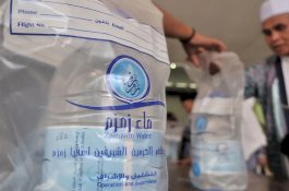 PPIH Arab Saudi Kirim Tambahan 90 Ribu Galon Air Zamzam untuk Jemaah Haji Indonesia