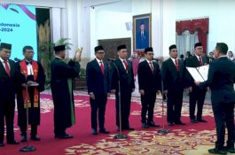 Demi Allah Saya Bersumpah ... Presiden Jokowi Resmi Lantik 1 Menteri dan 5 Wakil Menteri