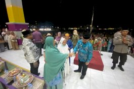 Bupati dan Wakil Bupati Sambut Kedatangan 185 Jamaah Haji Enrekang